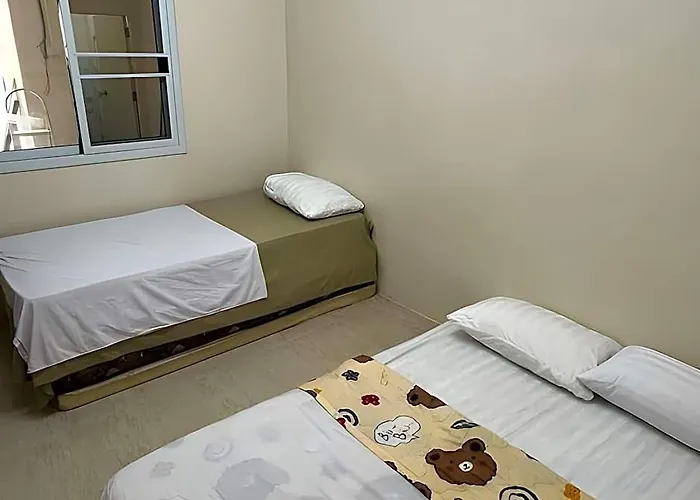 Albergue 24 Backpackers *